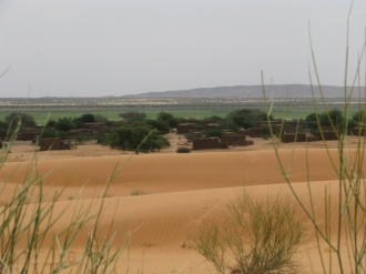 01 Les Dunes Devant La Mare D Oursi